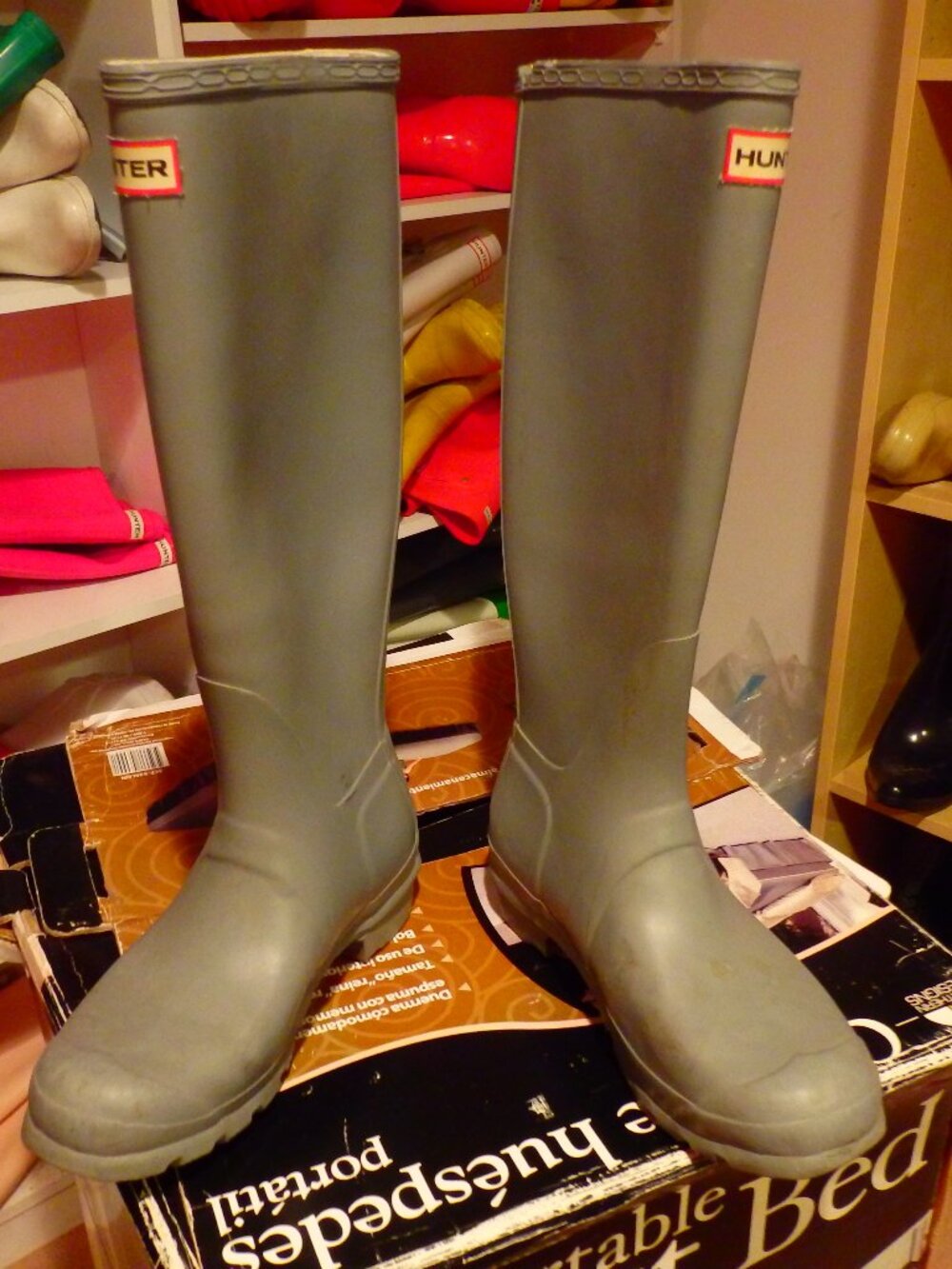 Tall Genuine Hunter Gray rain boots wellies size 9 good shape